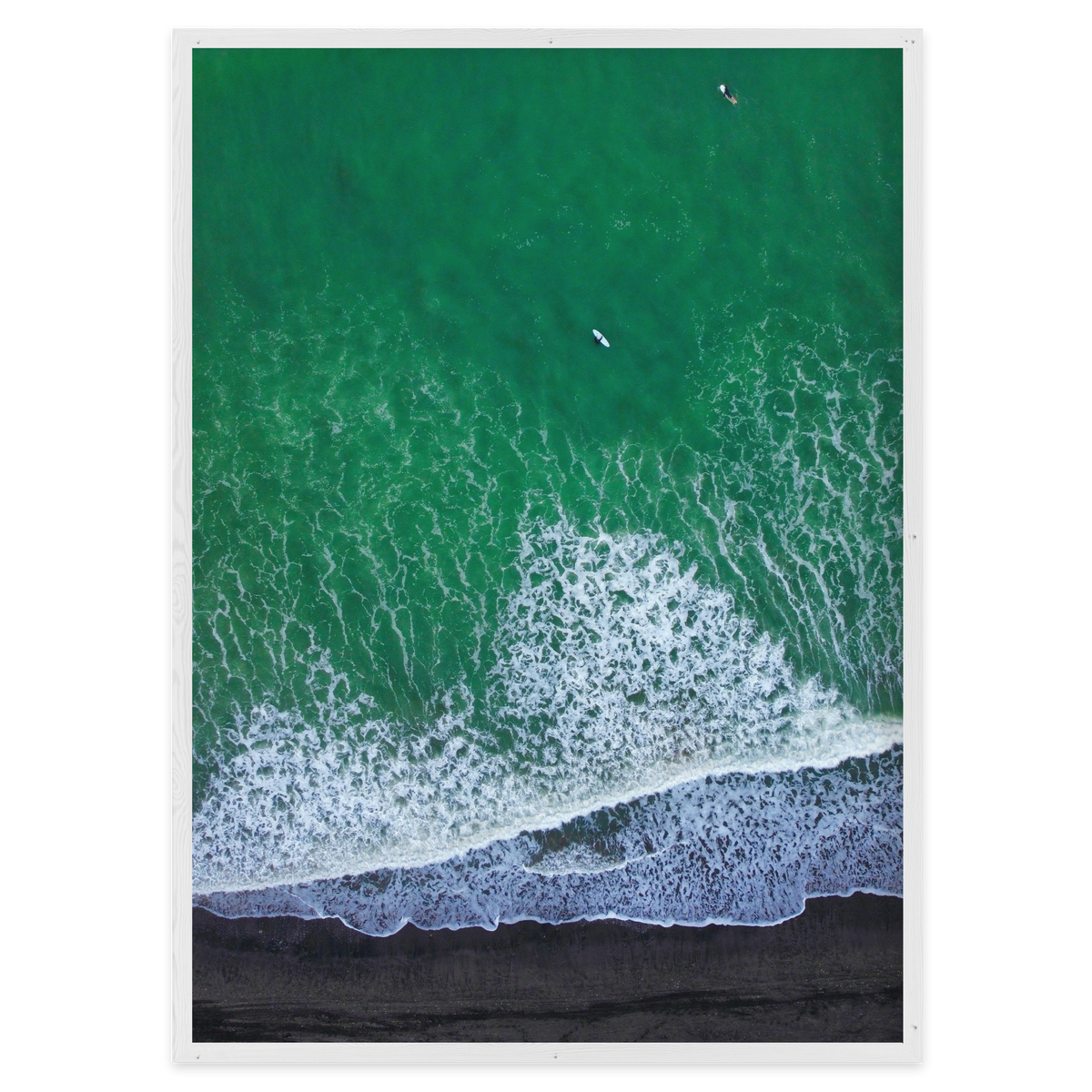 Dark Sands & Green Swells