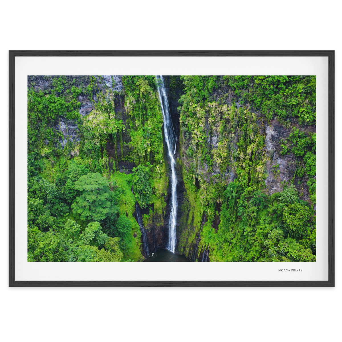 Fa’aruma’i Waterfall, Tahiti