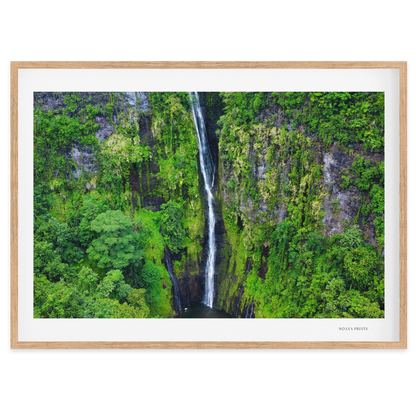 Fa’aruma’i Waterfall, Tahiti