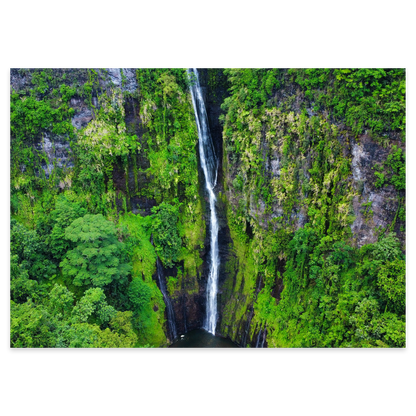 Fa’aruma’i Waterfall, Tahiti